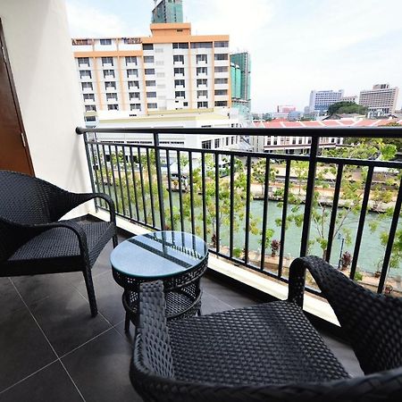 906 Riverside Hotel Malacca Exterior foto