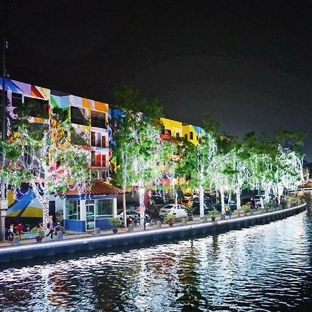 906 Riverside Hotel Malacca Exterior foto