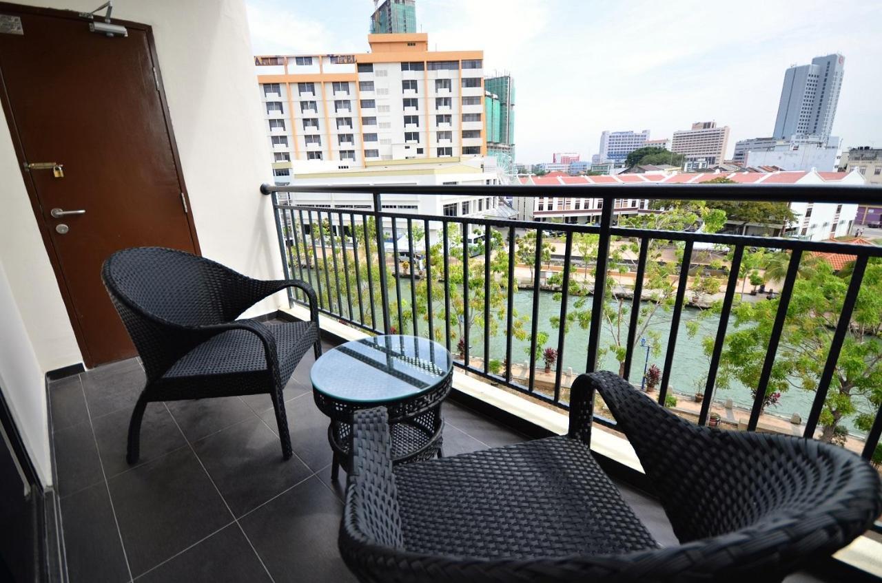 906 Riverside Hotel Malacca Exterior foto