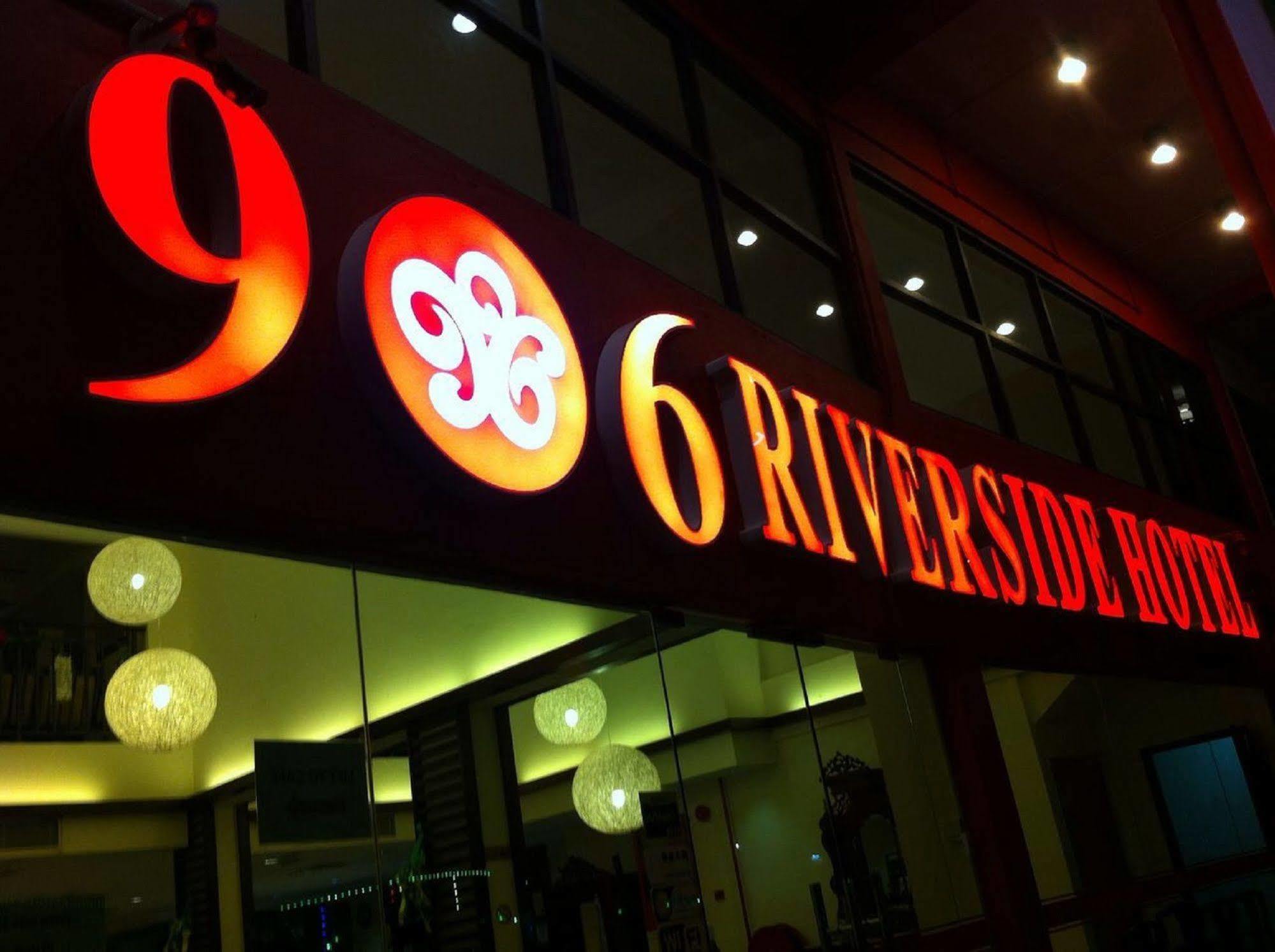 906 Riverside Hotel Malacca Exterior foto
